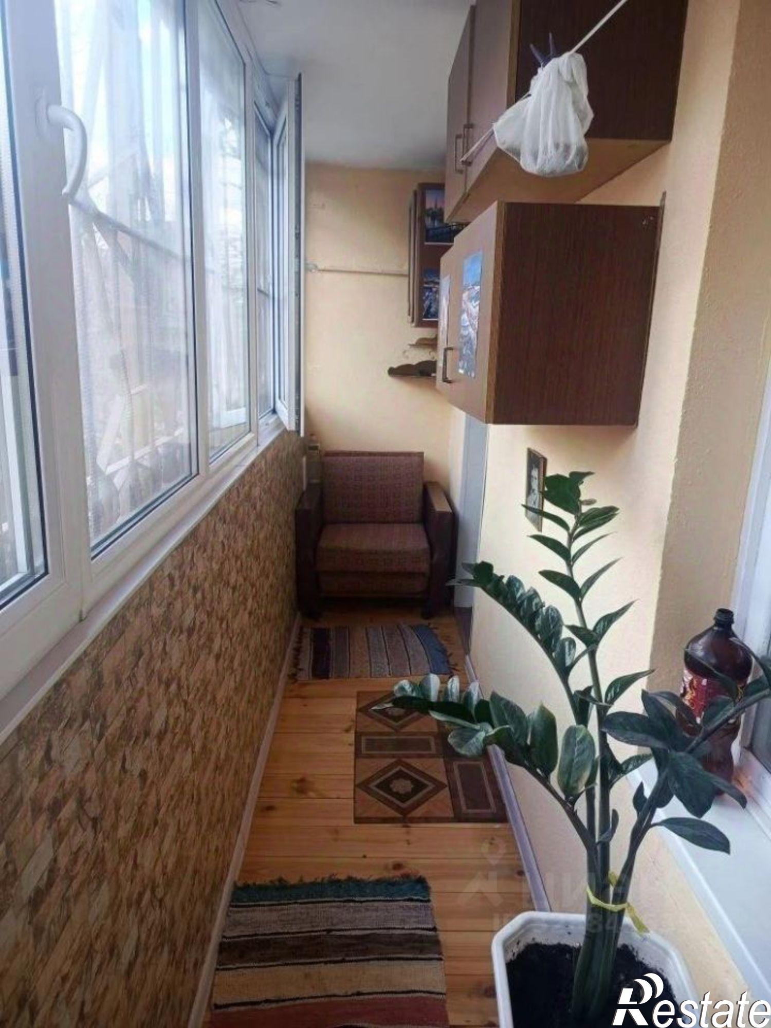 Купить комнату за 2 200 000 рублей на Народный б-р, 17