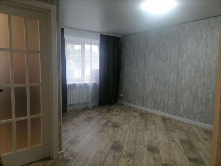 2-комн квартира Победы ул, 12