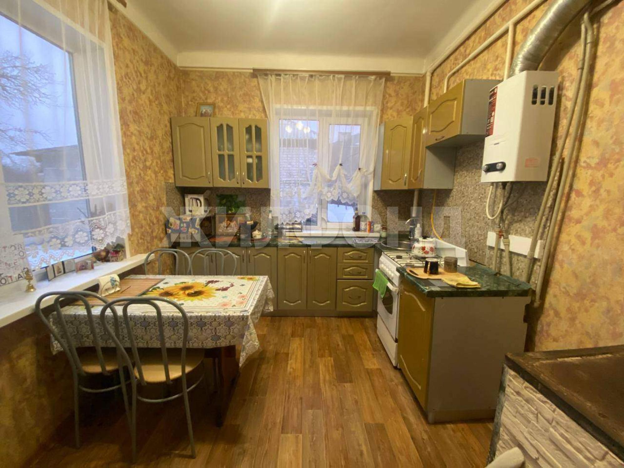 Купить дачу, дом, коттедж за 6 900 000 рублей на Кутузова ул.