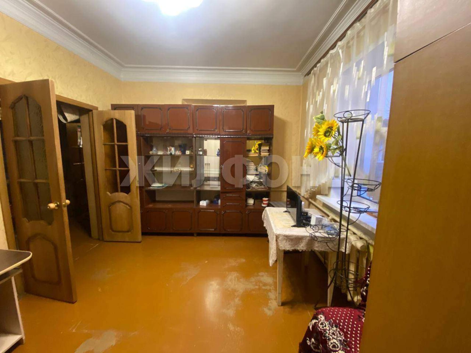 Купить дачу, дом, коттедж за 6 900 000 рублей на Кутузова ул.