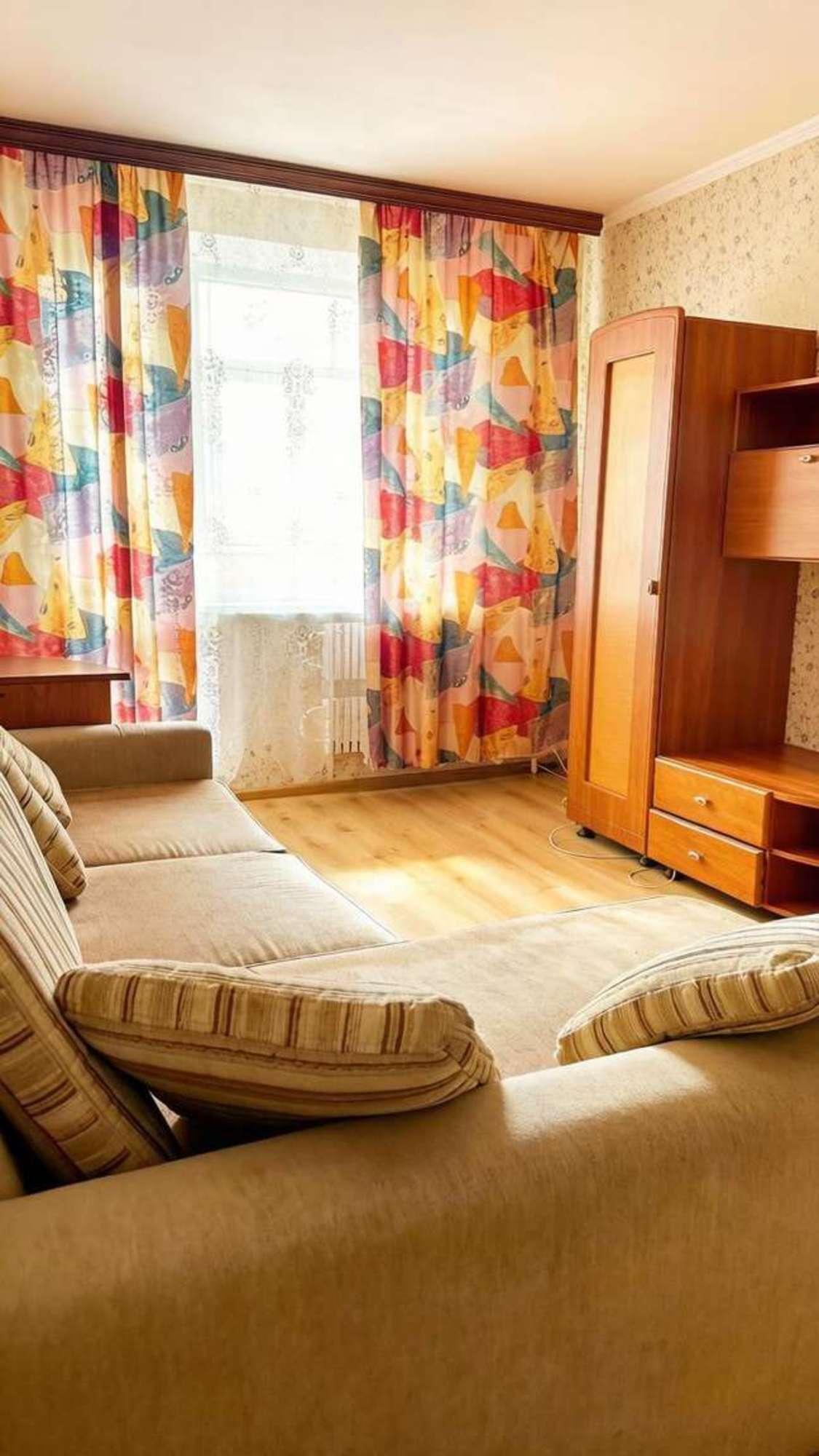Купить квартиру за 7 400 000 рублей на Есенина улица, 16