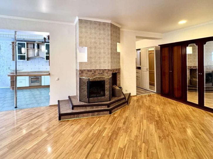 3-комн квартира Губкина улица, 25а