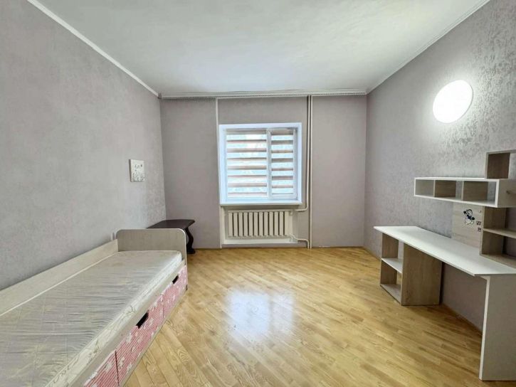 3-комн квартира Губкина улица, 25а
