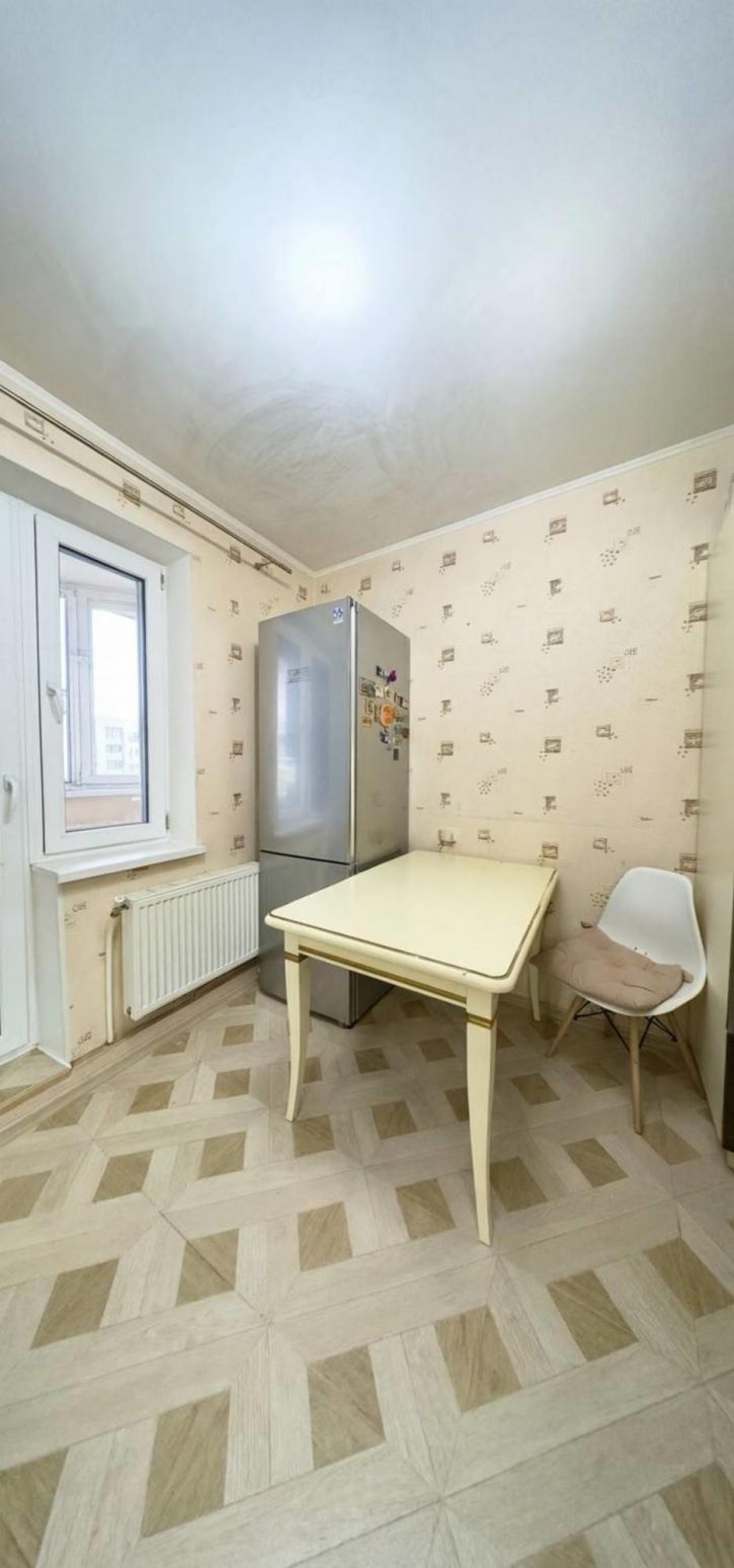 2-комн квартира Есенина улица, 54