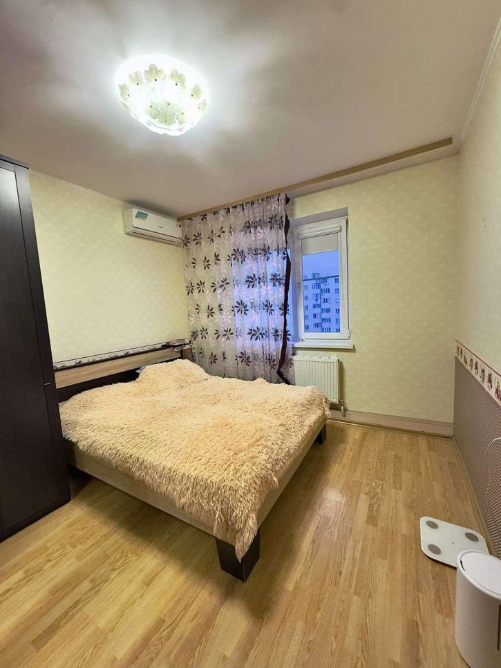 2-комн квартира Есенина улица, 54