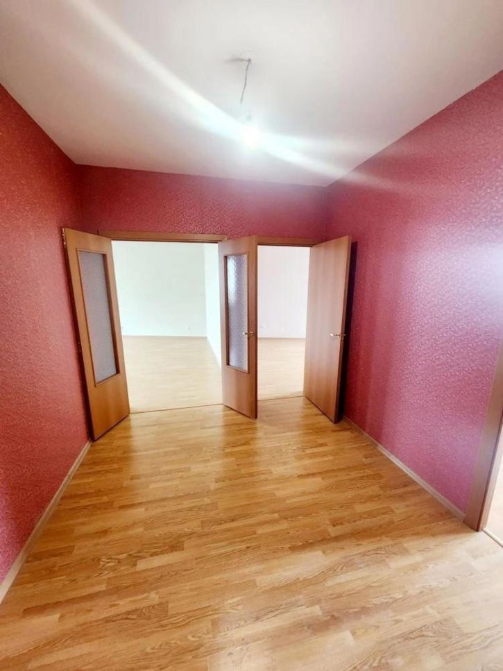 3-комн квартира Газовиков улица, 9