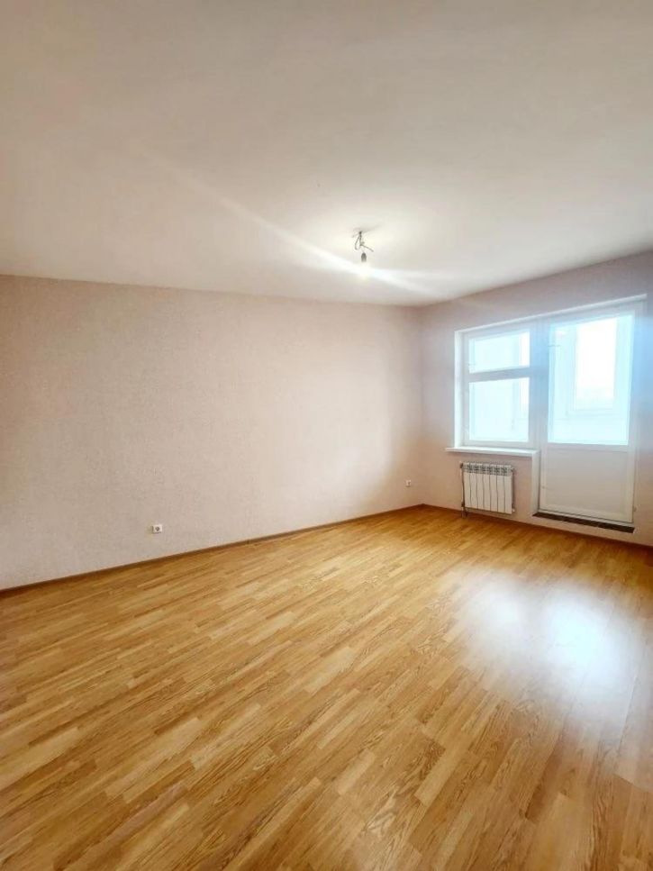3-комн квартира Газовиков улица, 9