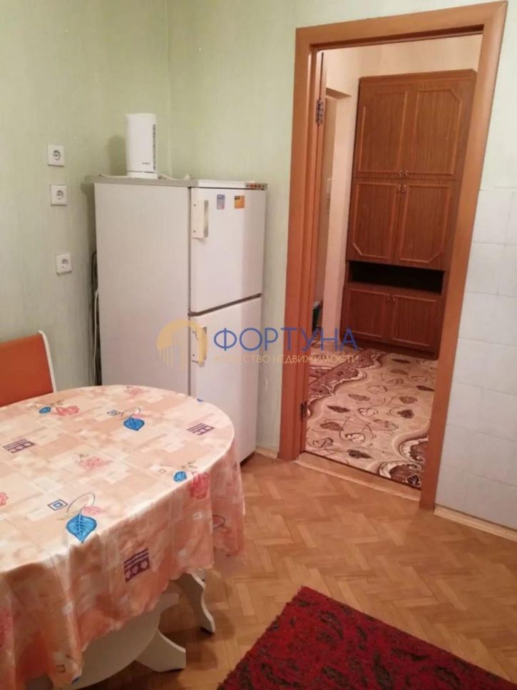2-комн квартира Челюскинцев ул, 58