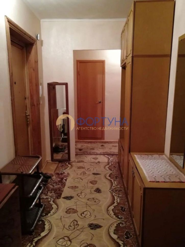 2-комн квартира Челюскинцев ул, 58