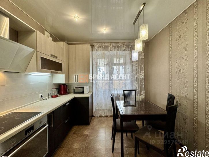 2-комн квартира бульвар Юности, 33,  д. 33