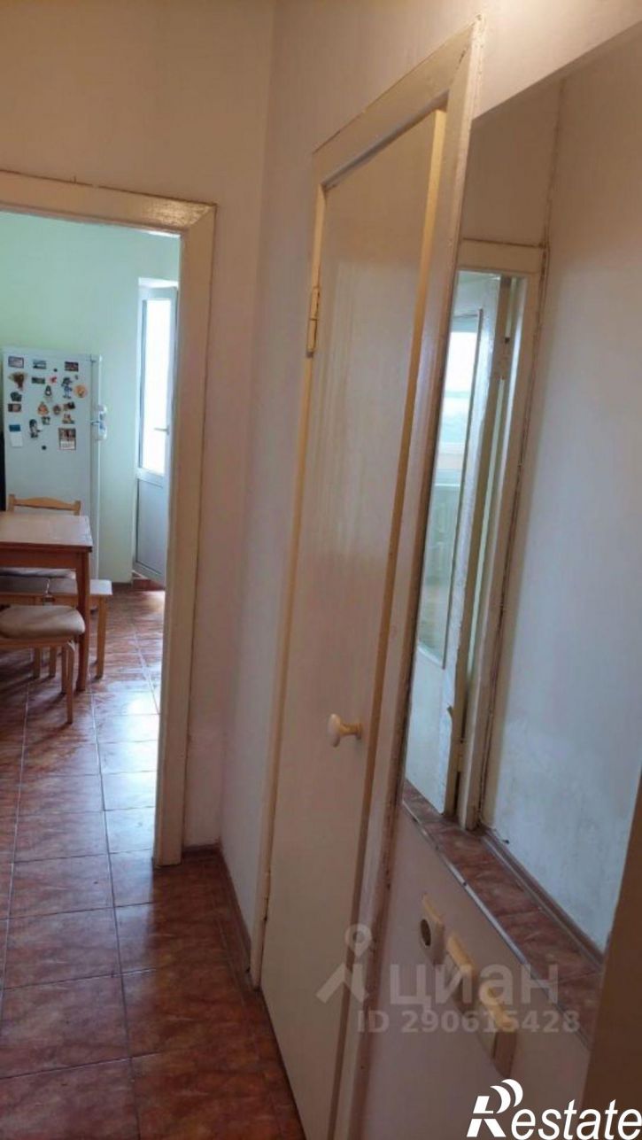1-комн квартира ул Есенина, 8,  д. 8