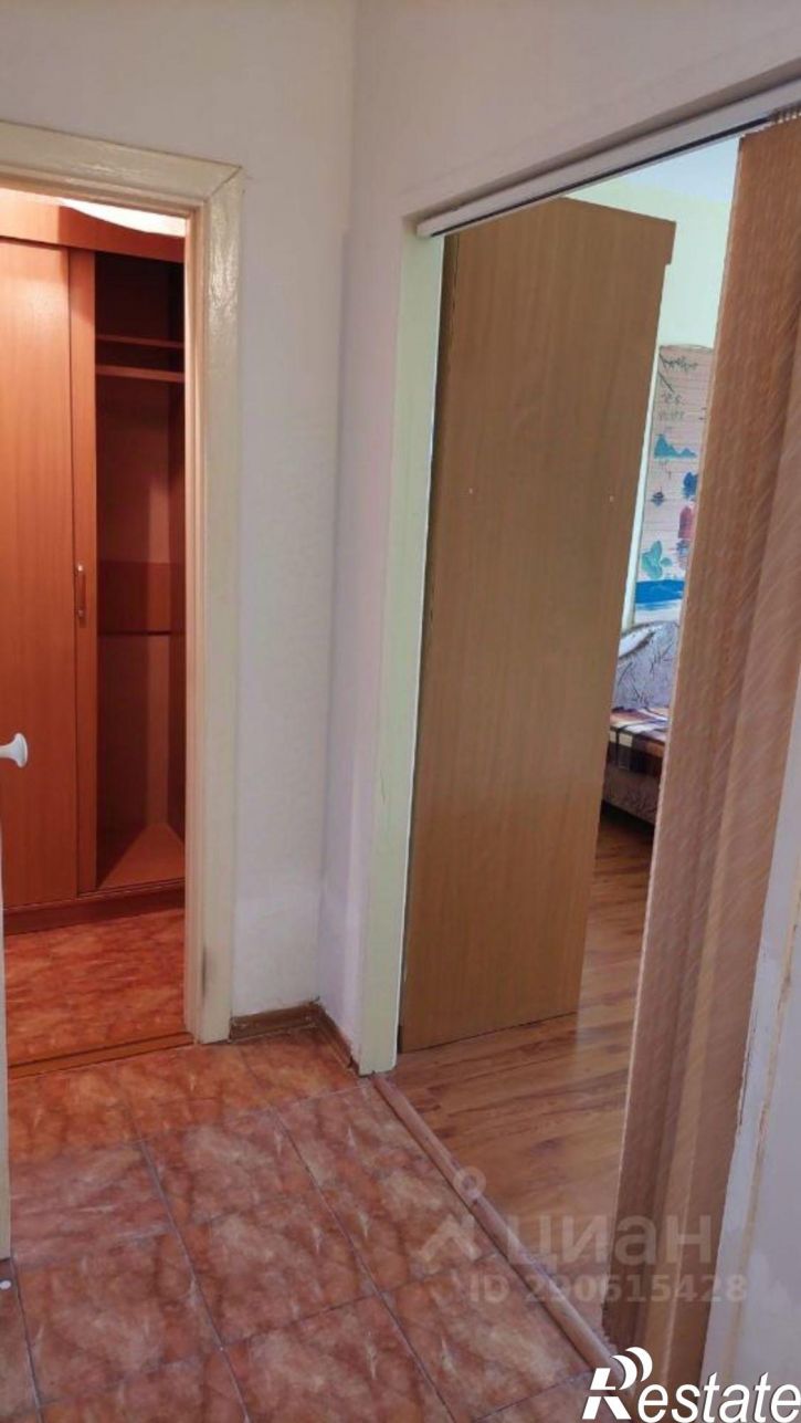 1-комн квартира ул Есенина, 8,  д. 8