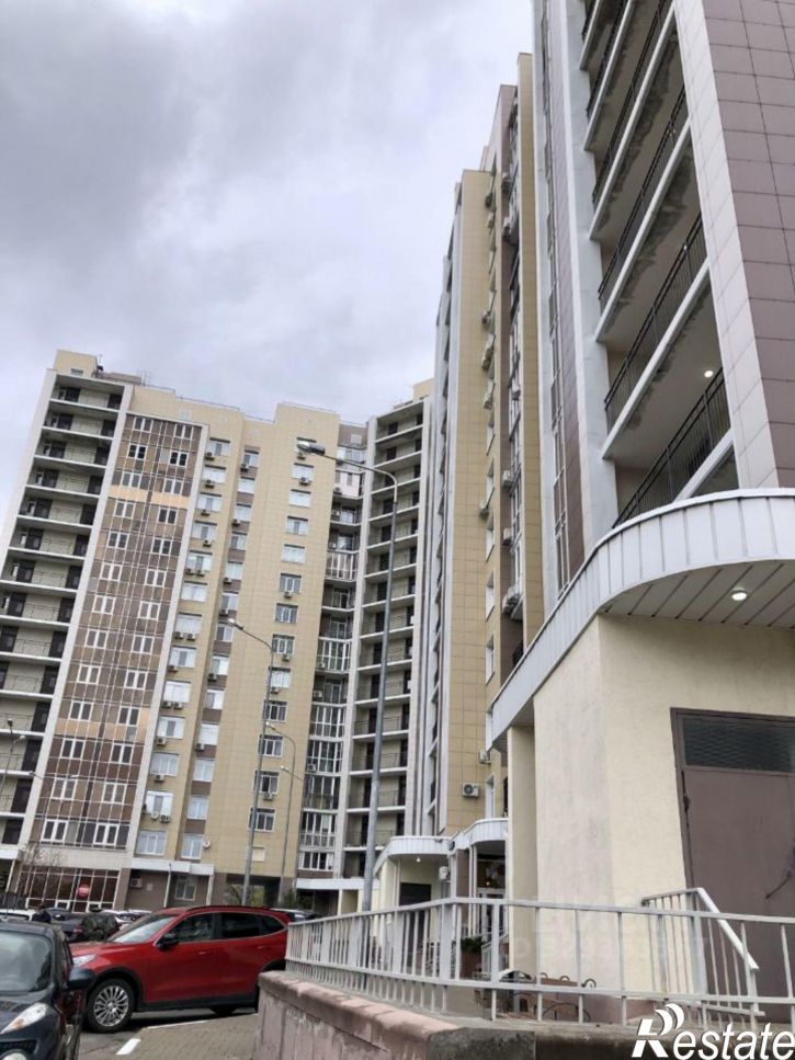 2-комн квартира б-р 1 Салюта, 6в,  д. 6в