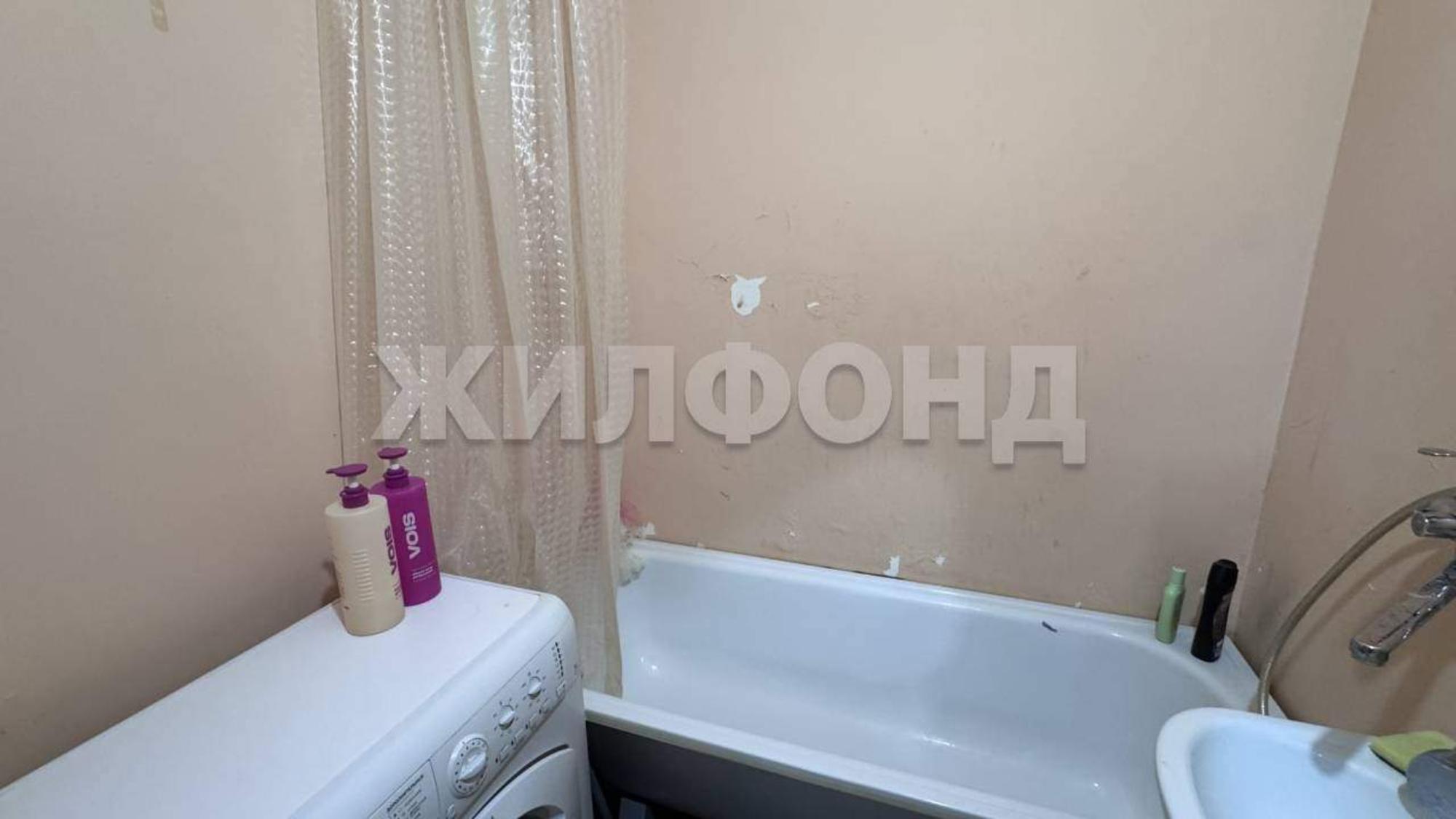 Купить квартиру за 6 590 000 рублей на Есенина ул., д.50б