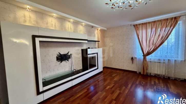 3-комн квартира ул Костюкова, 36в,  д. 36в