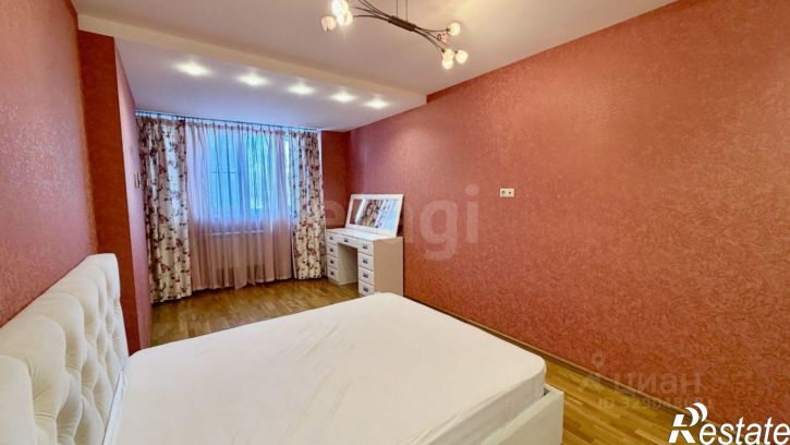 3-комн квартира ул Костюкова, 36в,  д. 36в