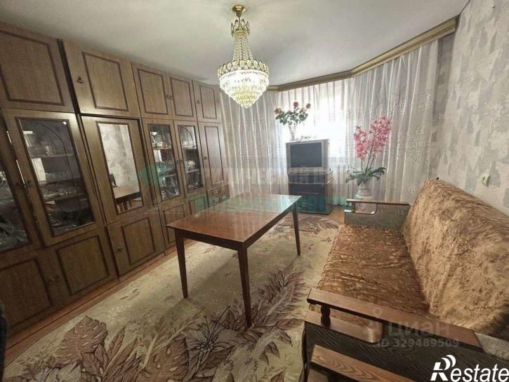 3-комн квартира улица Белгородского Полка, 65,  д. 65