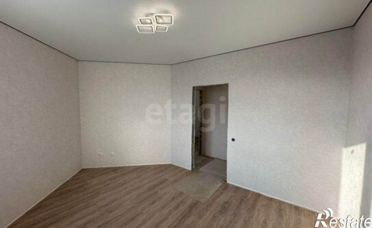 3-комн квартира ул Есенина, 46г,  д. 46г