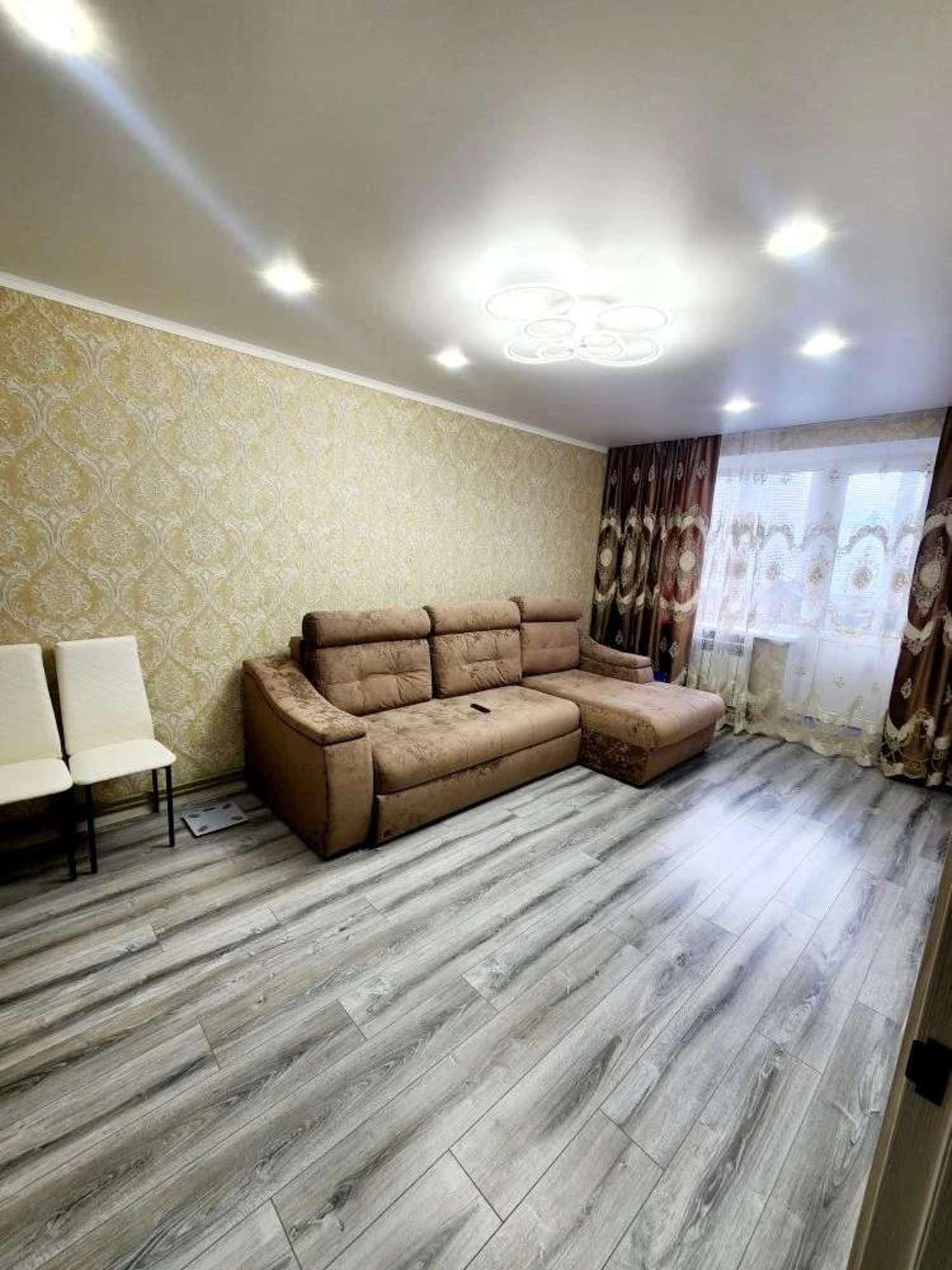 Купить квартиру за 8 500 000 рублей на Строителей бульвар, 16