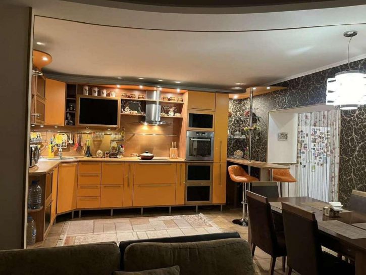 3-комн квартира Октябрьская улица, 63А