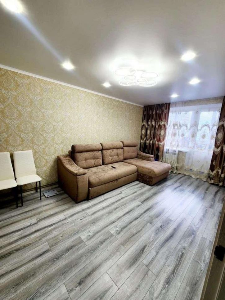 2-комн квартира Строителей бульвар, 16