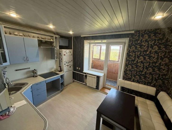 3-комн квартира Калинина улица, 5
