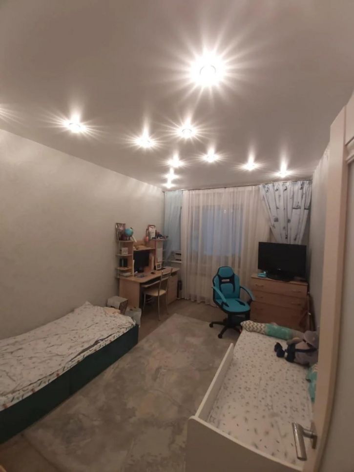 2-комн квартира Щорса улица, 45Дк1