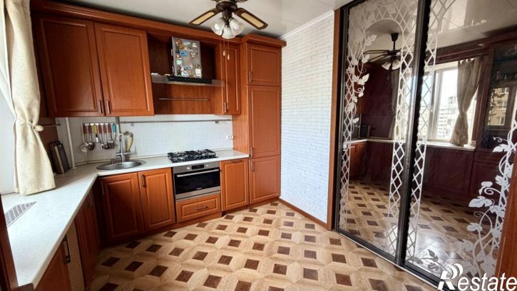 3-комн квартира ул 5 Августа, 13в,  д. 13в