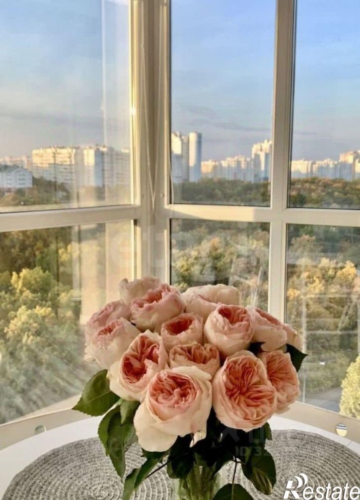 2-комн квартира ул 60 лет Октября, 5а,  д. 5а