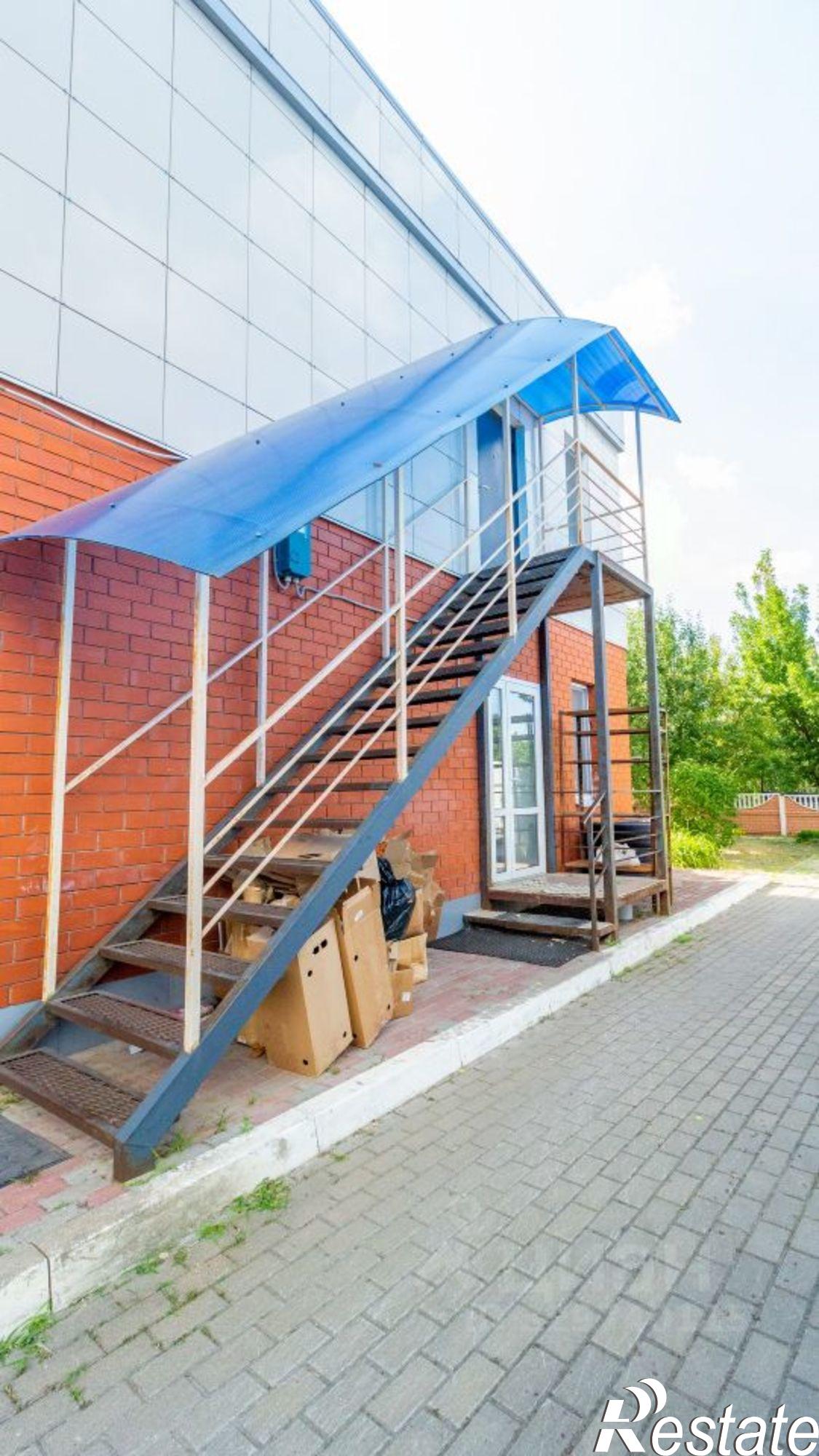 Сдать дачу, дом, коттедж за 30 000 рублей на улица Орлова, 52