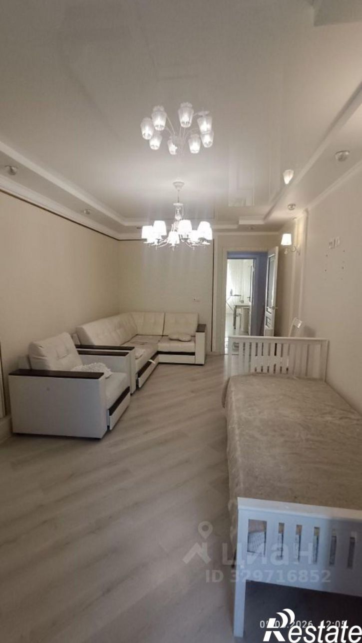 2-комн квартира улица Есенина, 50Б,  д. 50Б