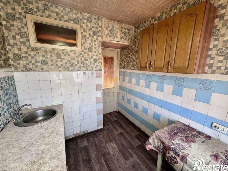 3-комн квартира улица 5 Августа, 12,  д. 12