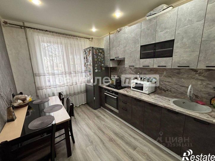 4-комн квартира проспект Ватутина, 19,  д. 19