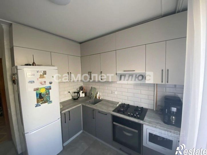 3-комн квартира улица Есенина, 24,  д. 24