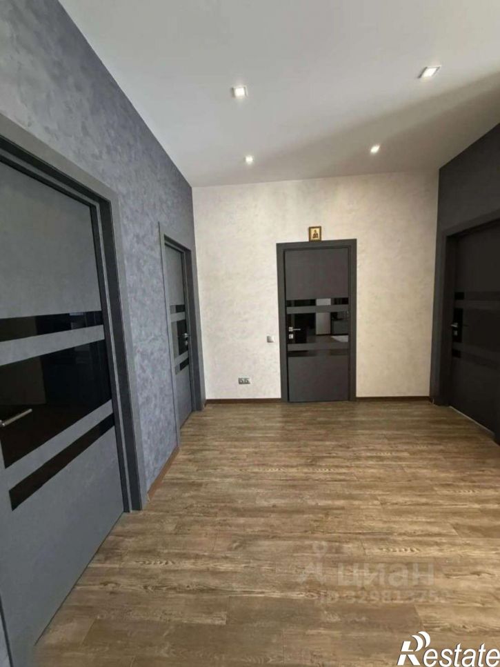 4-комн квартира Свято-Троицкий б-р, 34,  д. 34
