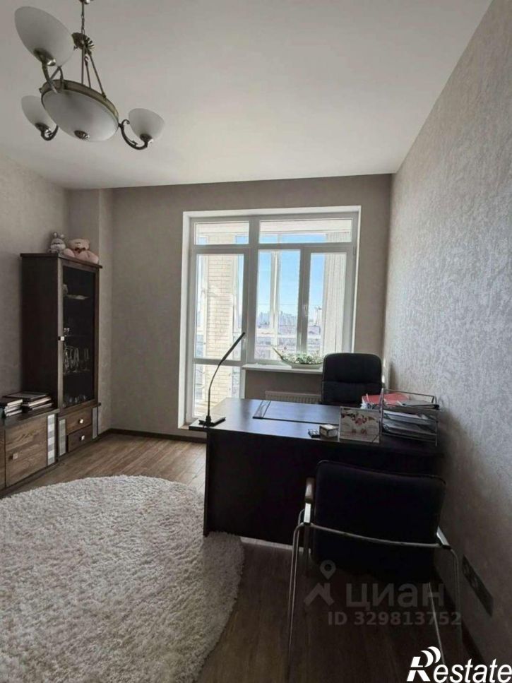 4-комн квартира Свято-Троицкий б-р, 34,  д. 34