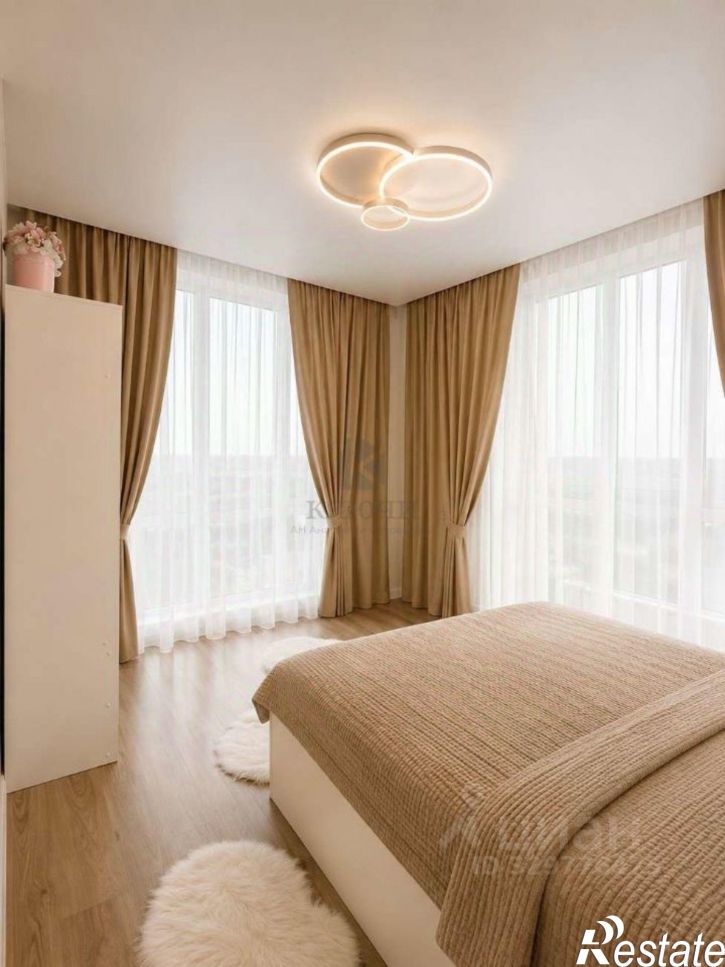 3-комн квартира улица Щорса, 37В,  д. 37В