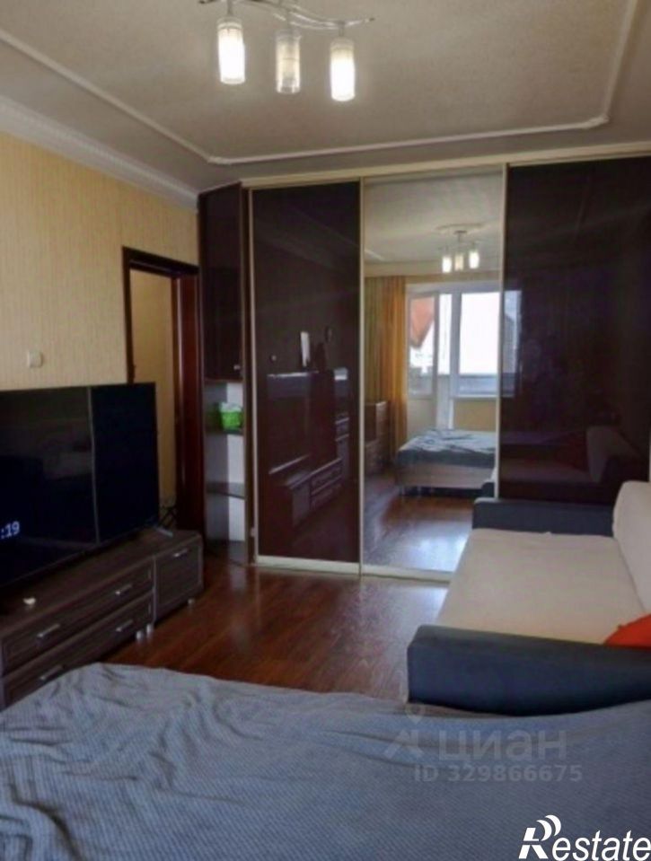 3-комн квартира улица Есенина, 24,  д. 24