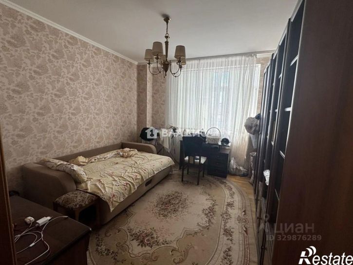 2-комн квартира Свято-Троицкий б-р, 15,  д. 15