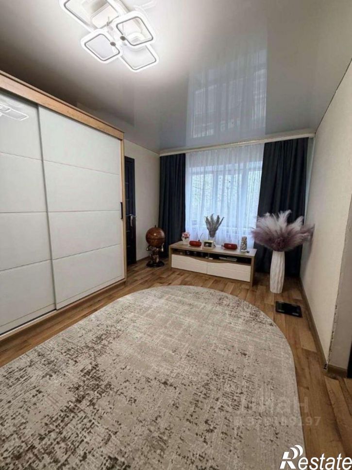 3-комн квартира пр-кт Б.Хмельницкого, 104,  д. 104