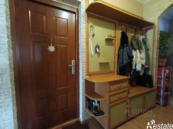 3-комн квартира улица Есенина, 40,  д. 40