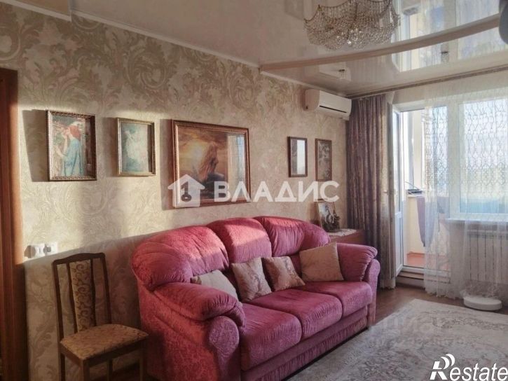 2-комн квартира Урожайная улица, 22,  д. 22