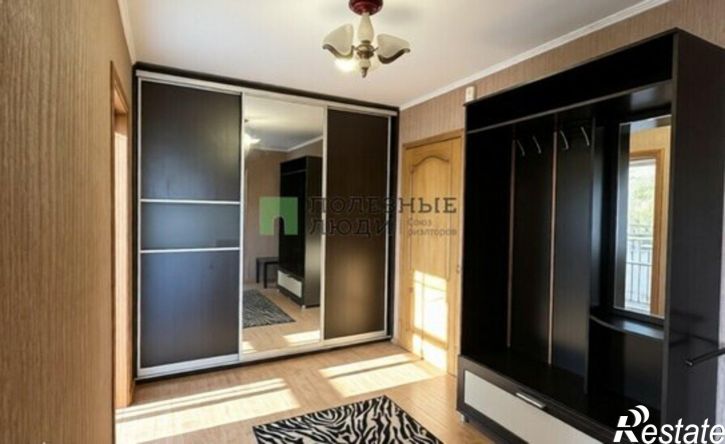 3-комн квартира улица 5 Августа, 36 к3,  д. 36 к3