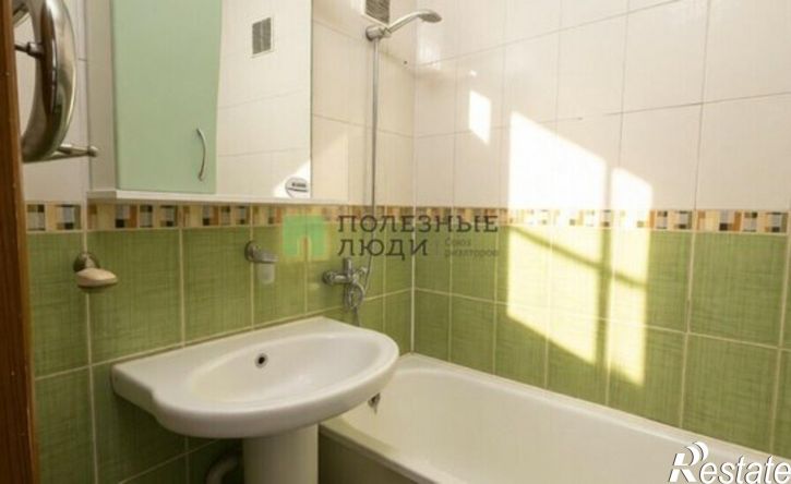 3-комн квартира улица 5 Августа, 36 к3,  д. 36 к3