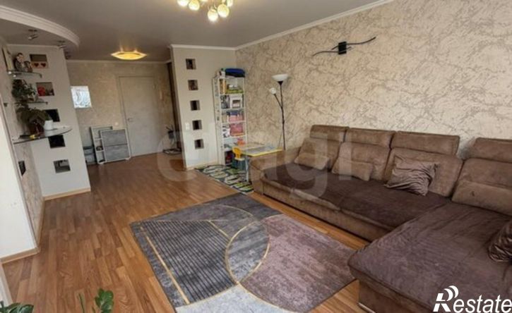3-комн квартира ул Есенина, 32,  д. 32