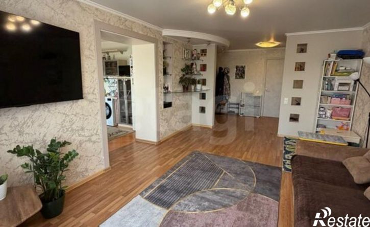 3-комн квартира ул Есенина, 32,  д. 32