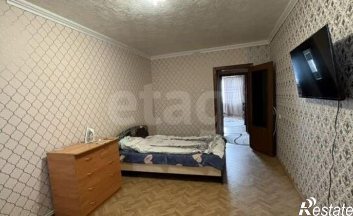 2-комн квартира улица Есенина, 44А,  д. 44А