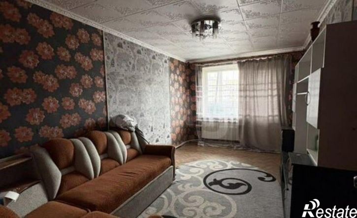 2-комн квартира улица Есенина, 44А,  д. 44А