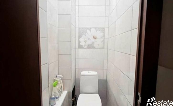 3-комн квартира улица 5 Августа, 40,  д. 40