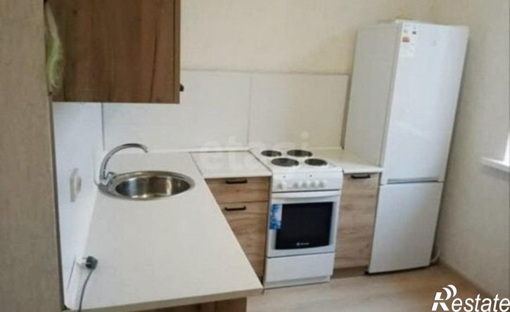2-комн квартира улица Попова, 35А